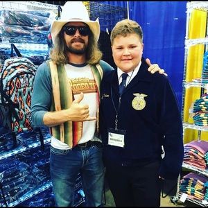 Meet your Posher, Eli